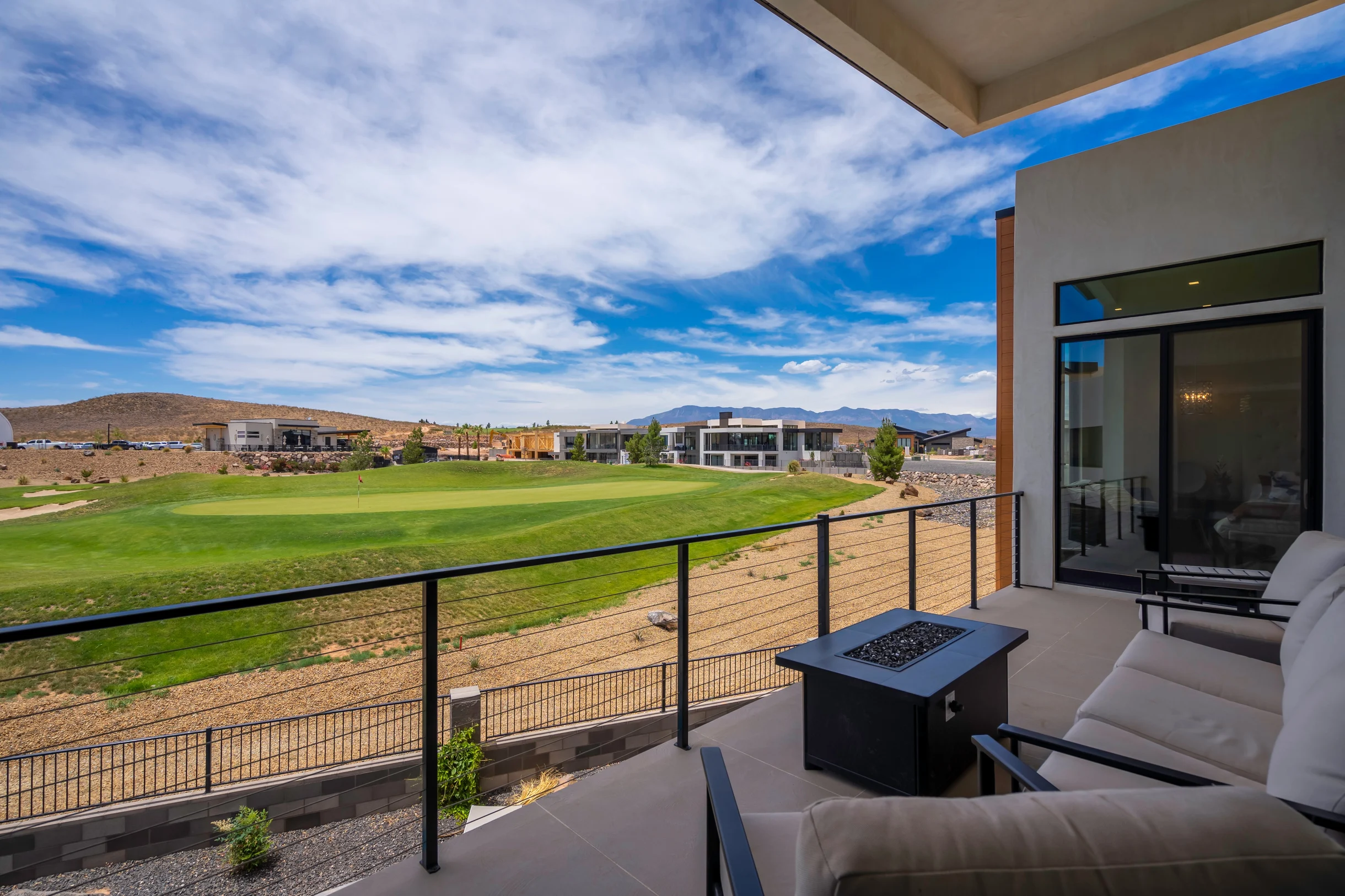 Wander Hurricane Desert #18