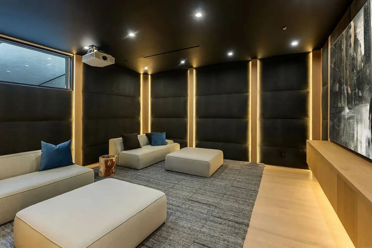 Luxurious Malibu 6BR Estate | Pool, Theatre, Views #12