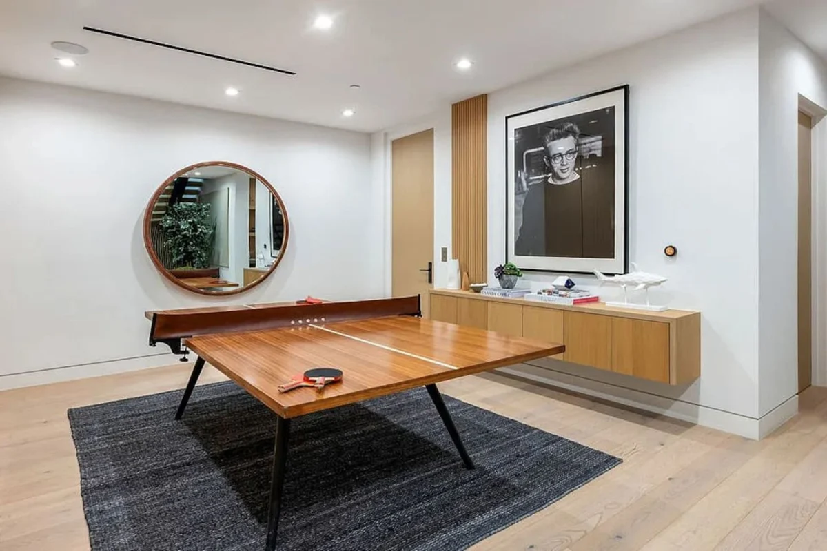 Luxurious Malibu 6BR Estate | Pool, Theatre, Views #17