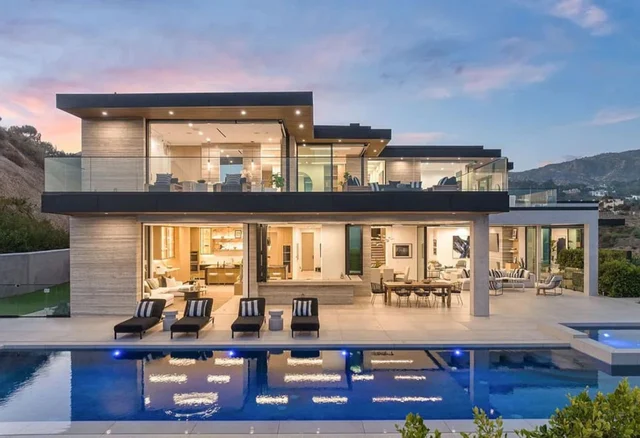 Wander Malibu Colony Coastline #4