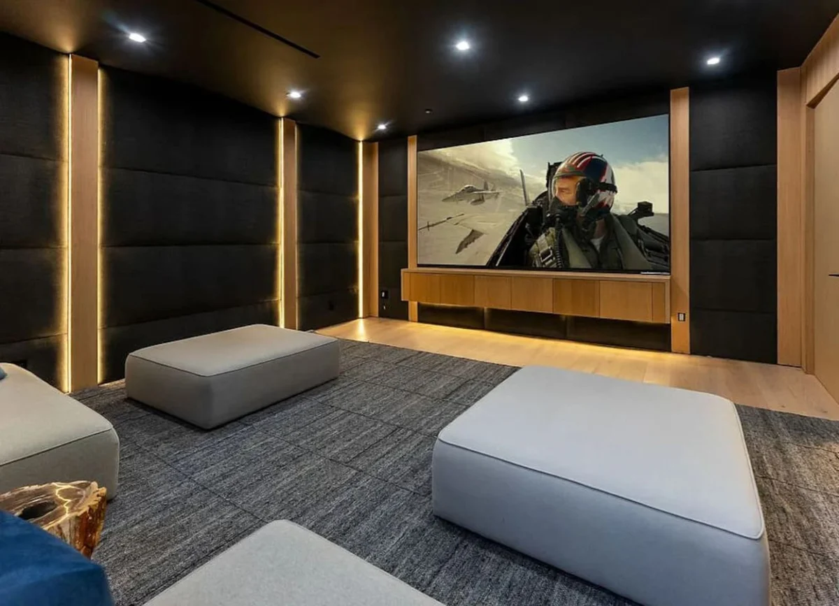 Luxurious Malibu 6BR Estate | Pool, Theatre, Views #40