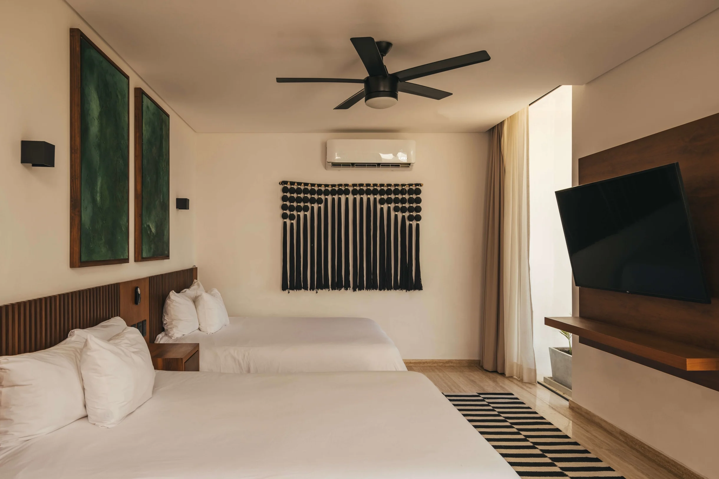 Wander Tulum Coral #47