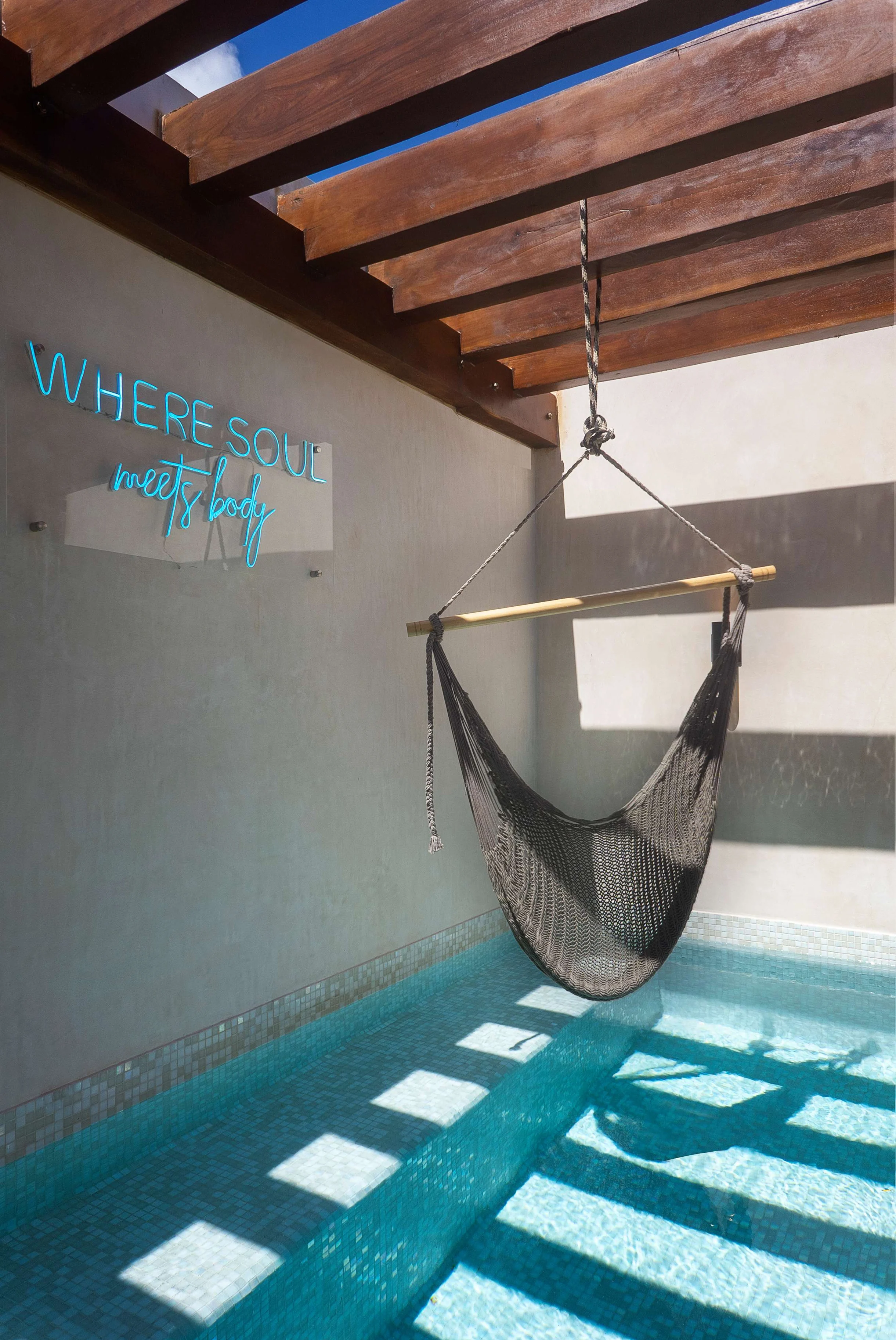 Wander Tulum Coral #45