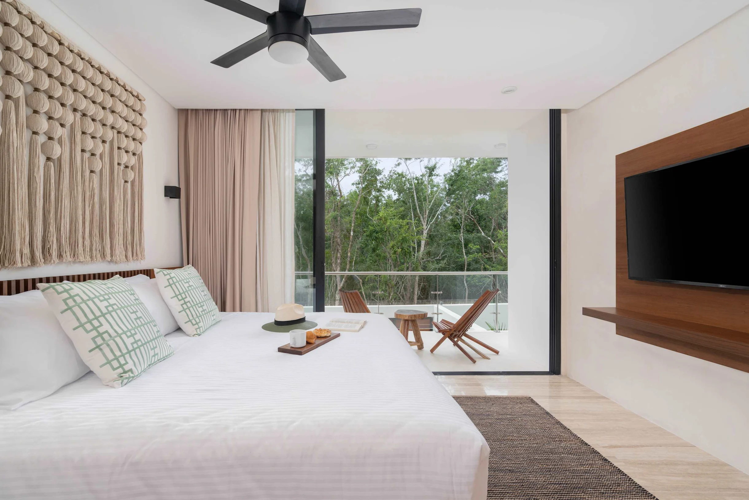 Wander Tulum Coral #60