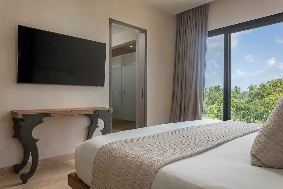 Wander Tankah Cenotes