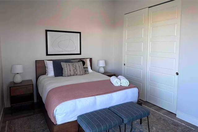 Bedroom 3 image 1