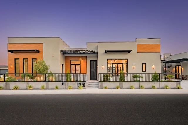 Wander Hurricane Pines #5