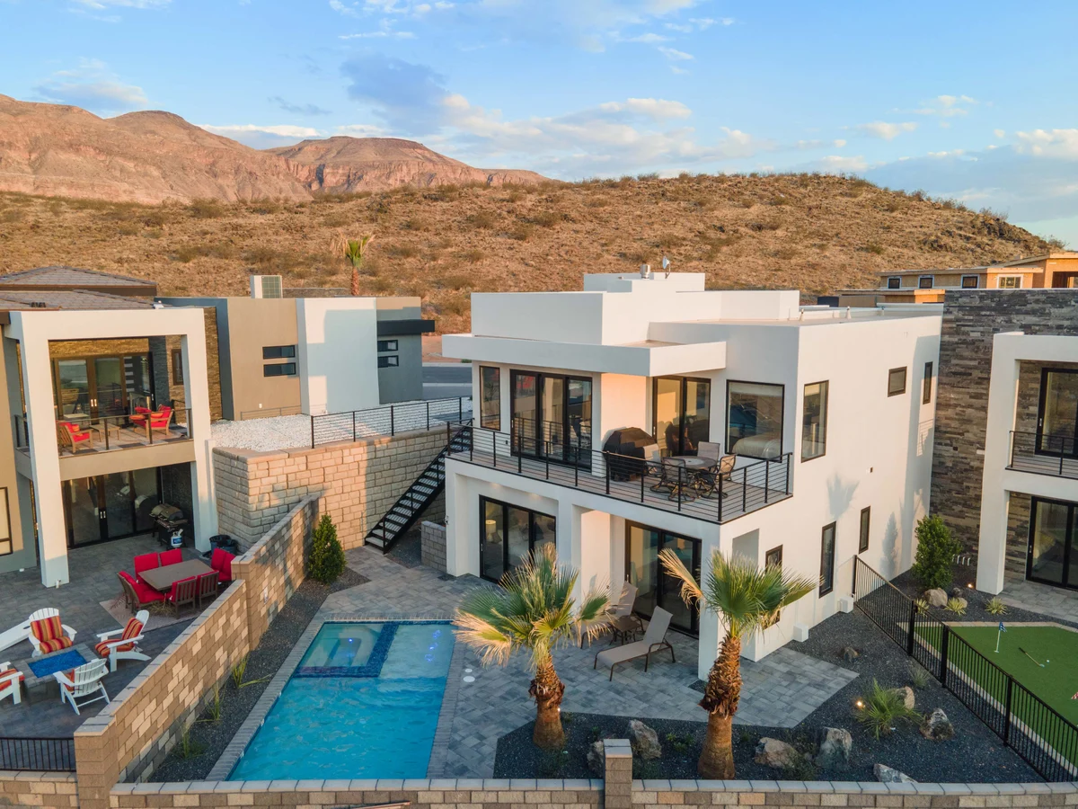 Wander Hurricane Sun