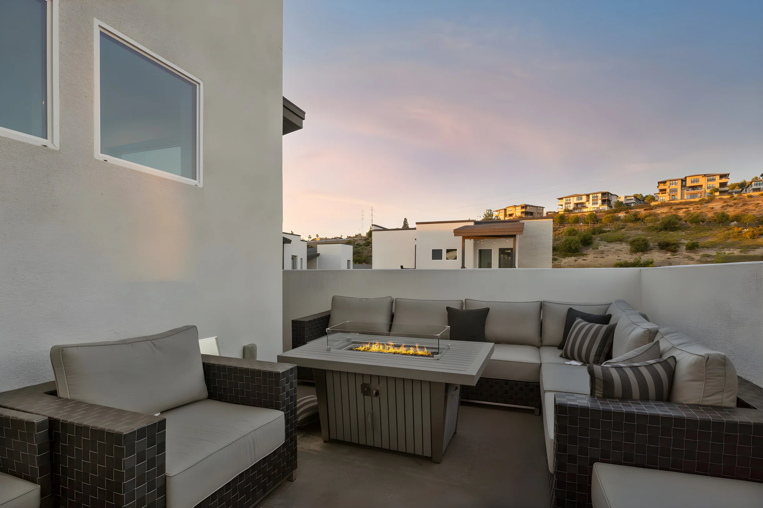 NEW Luxury Townhouse w/ Rooftop Deck #21