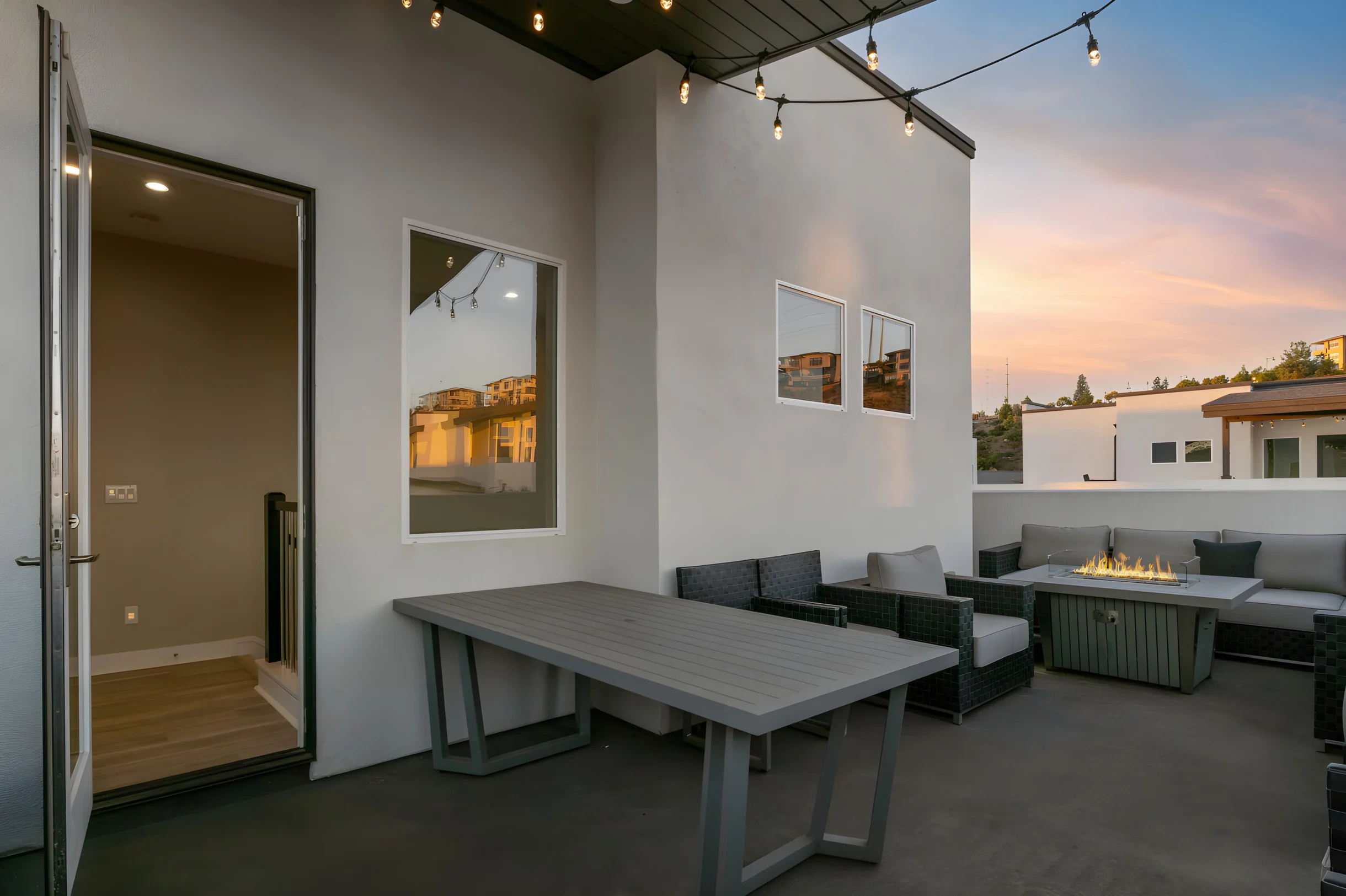 NEW Luxury Townhouse w/ Rooftop Deck #29