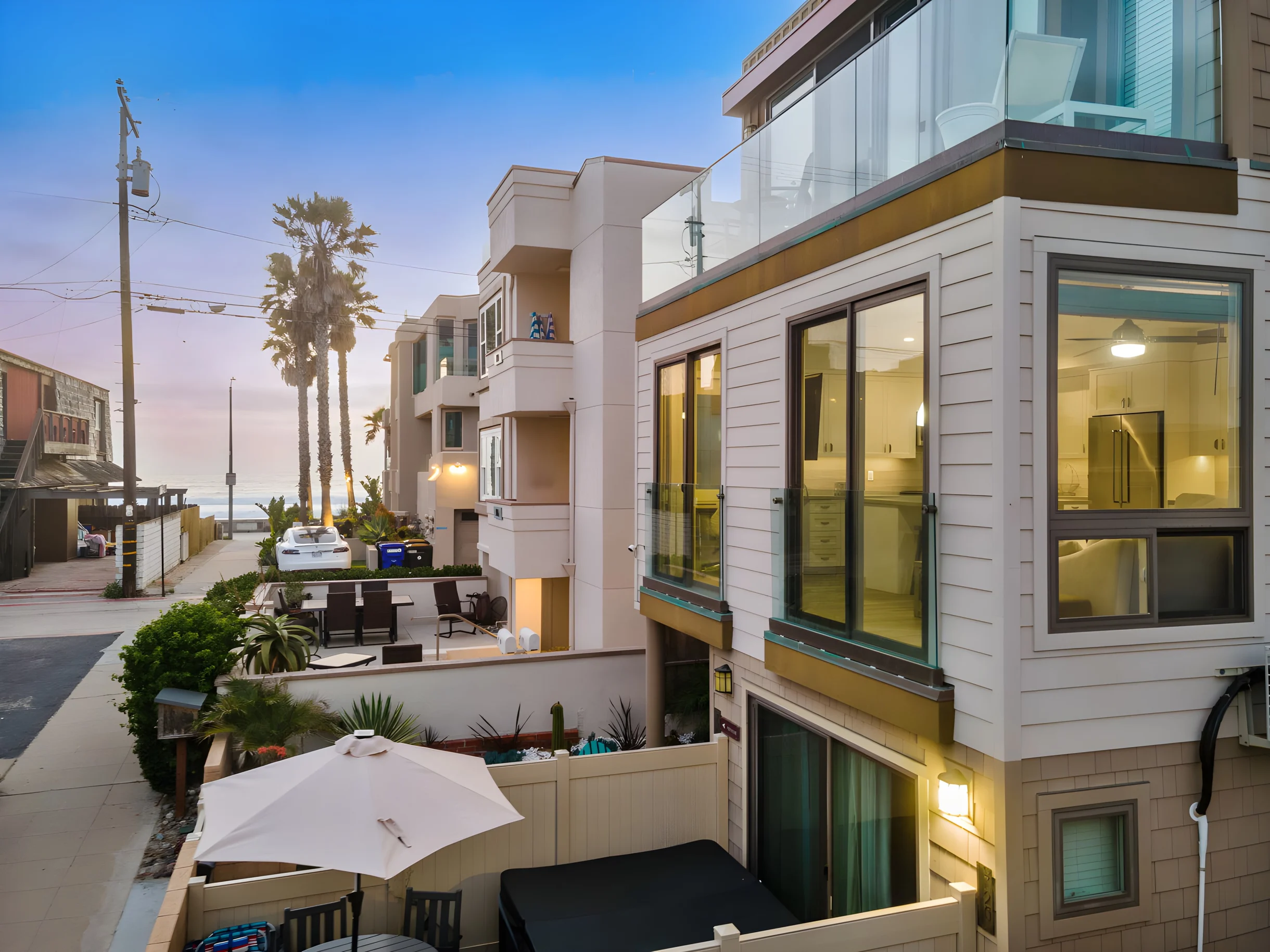 NEW Modern Ocean View Home + Free Parking #22