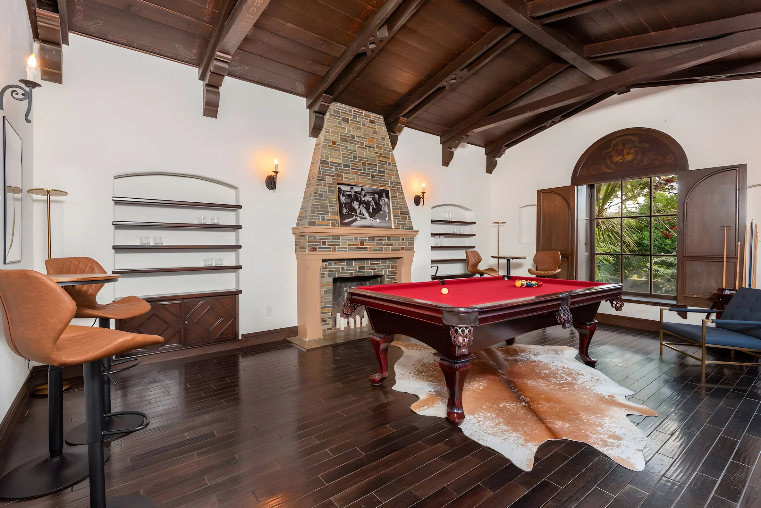 Luxurious Spanish Style 4BR Villa with Jacuzzi #29