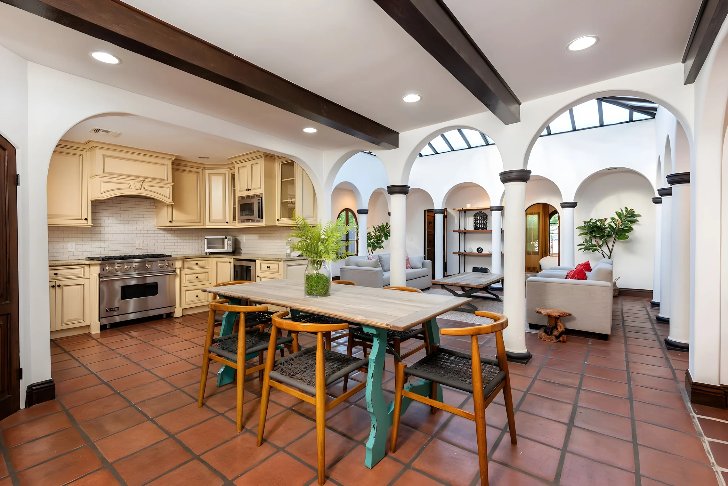 Luxurious Spanish Style 4BR Villa with Jacuzzi #22