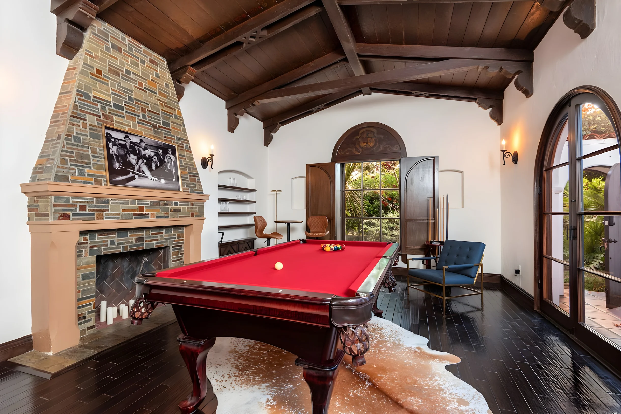 Wander Los Angeles Crescent