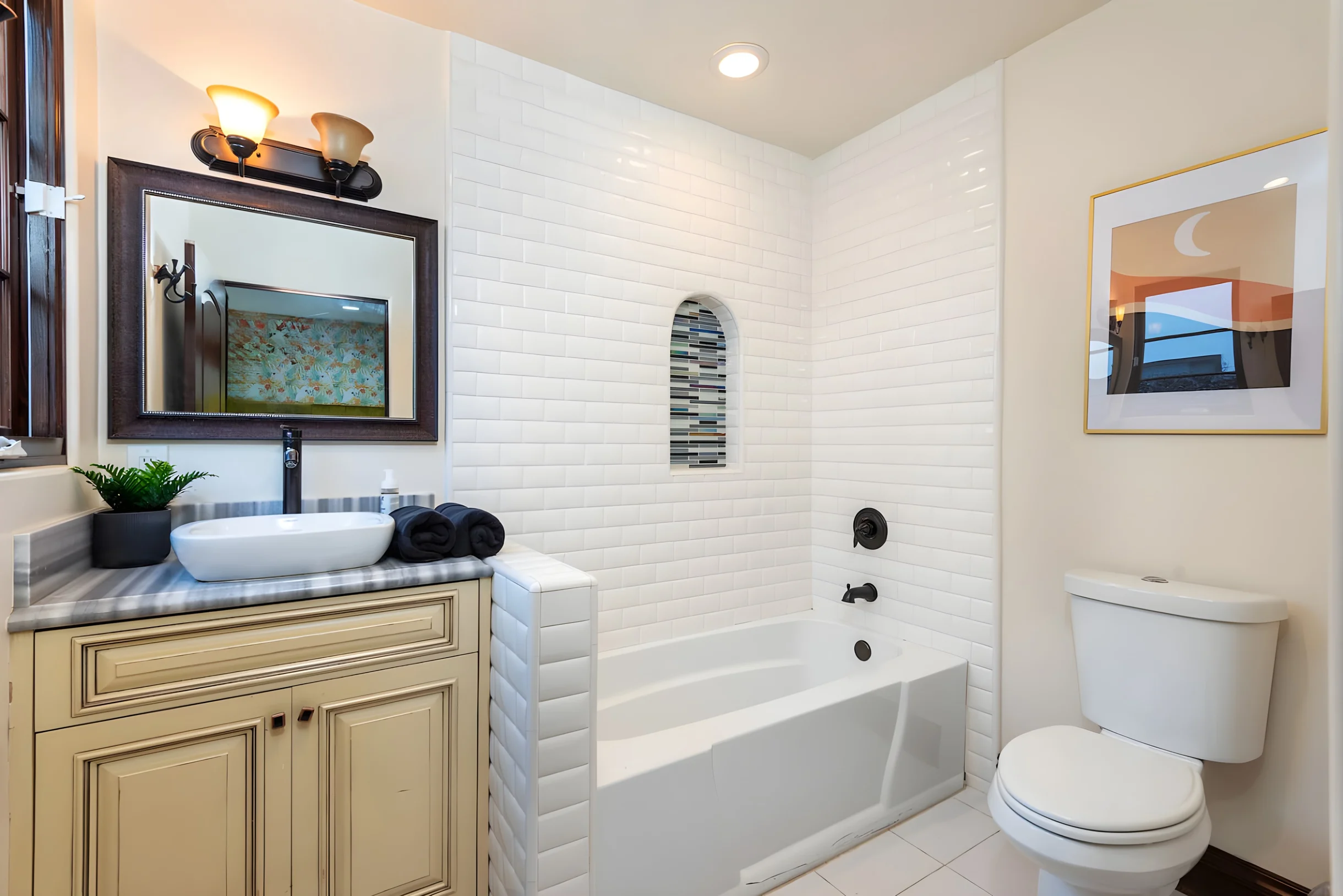 Luxurious Spanish Style 4BR Villa with Jacuzzi #10