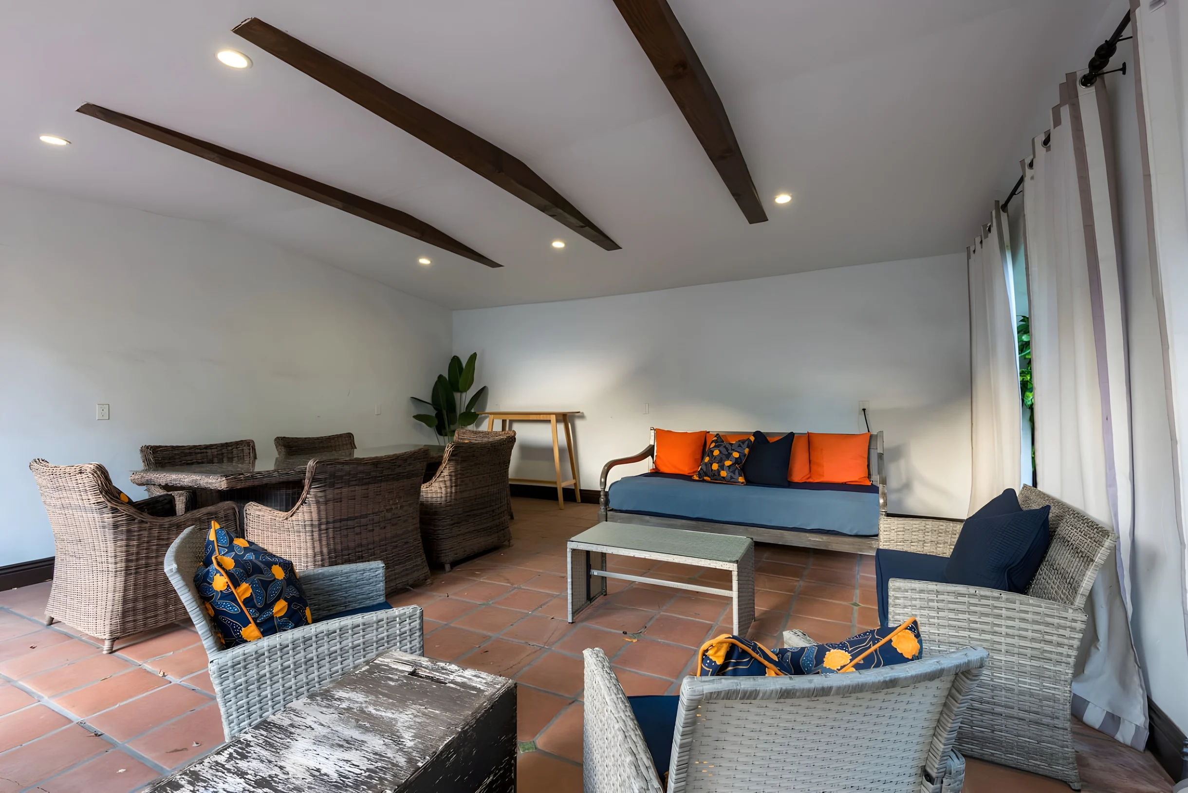 Luxurious Spanish Style 4BR Villa with Jacuzzi #24