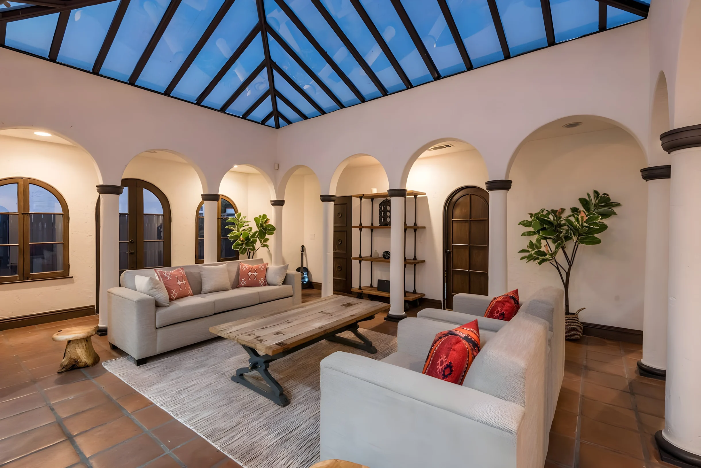 Luxurious Spanish Style 4BR Villa with Jacuzzi #27