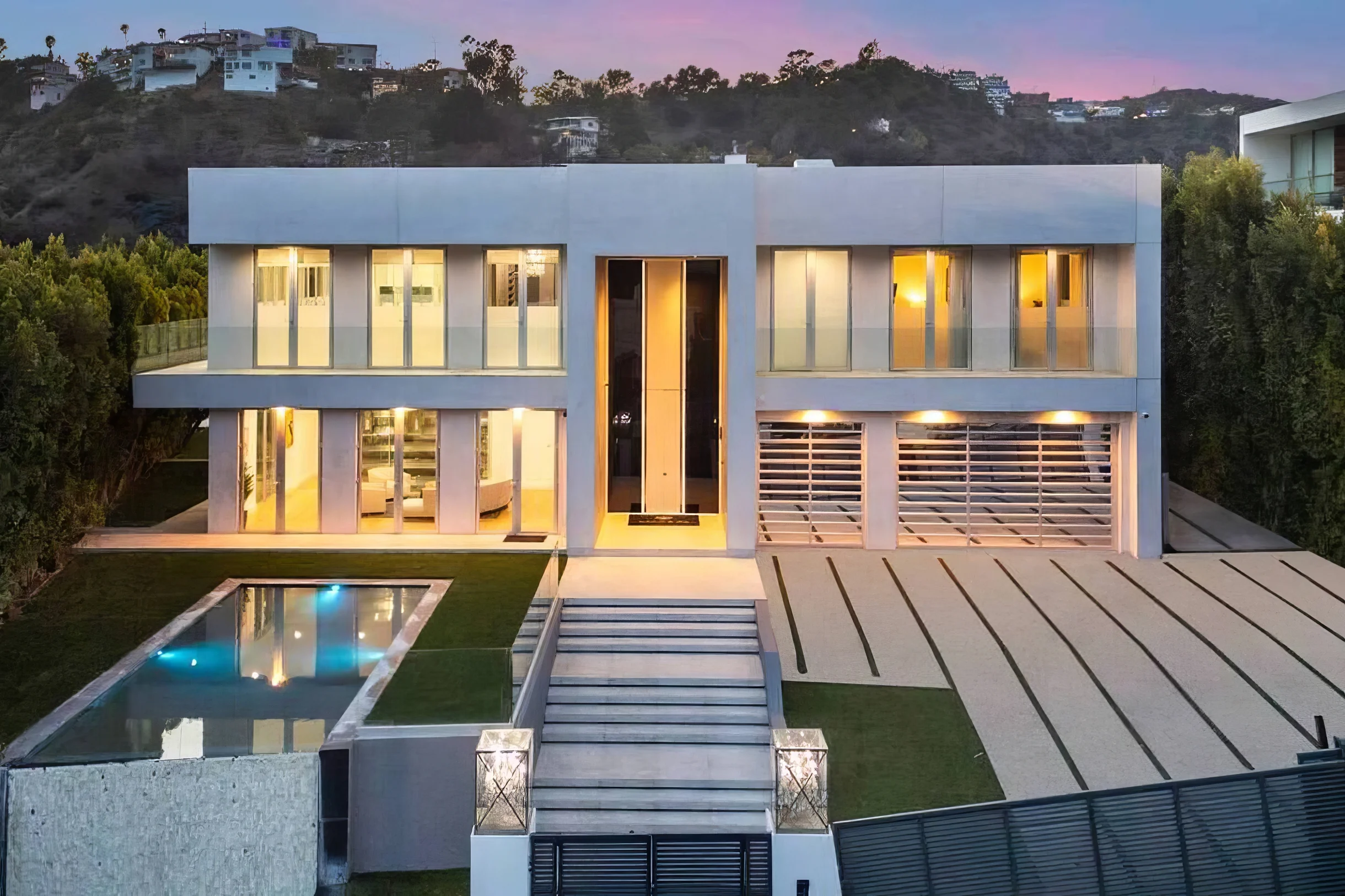 Wander Hollywood Hills Glow #1