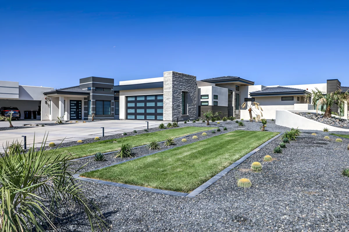 Wander Hurricane Valley #1