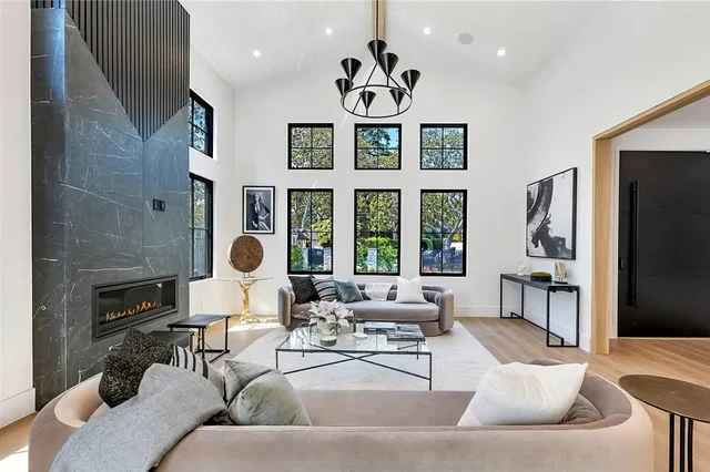 Wander Studio City Estate #3