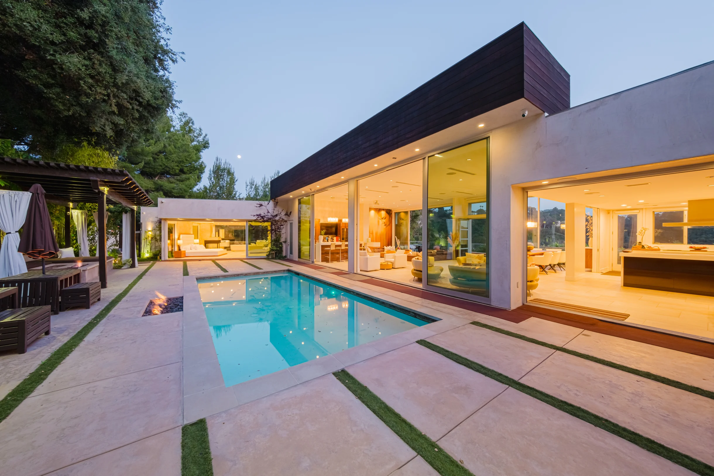 Wander Beverly Hills Serenity