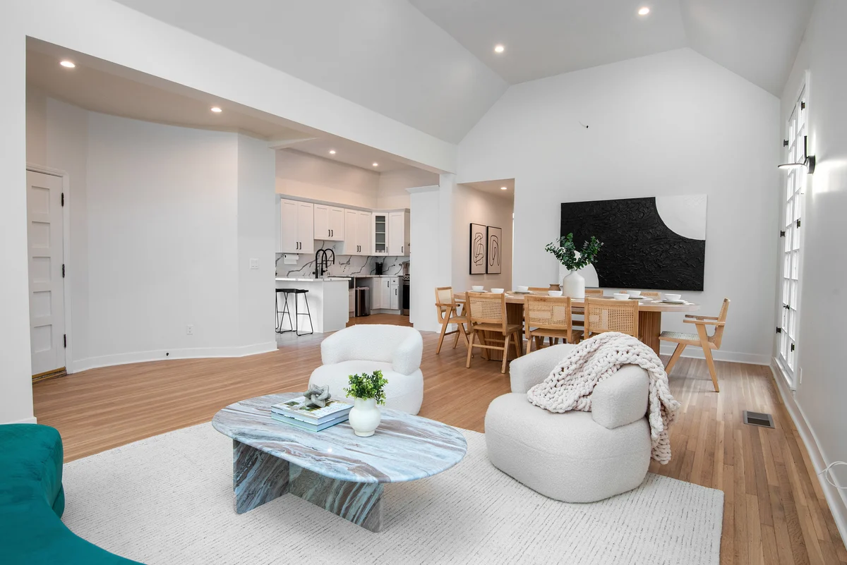 Luxurious 5 Bedroom Home in Hancock Park with Pool #26