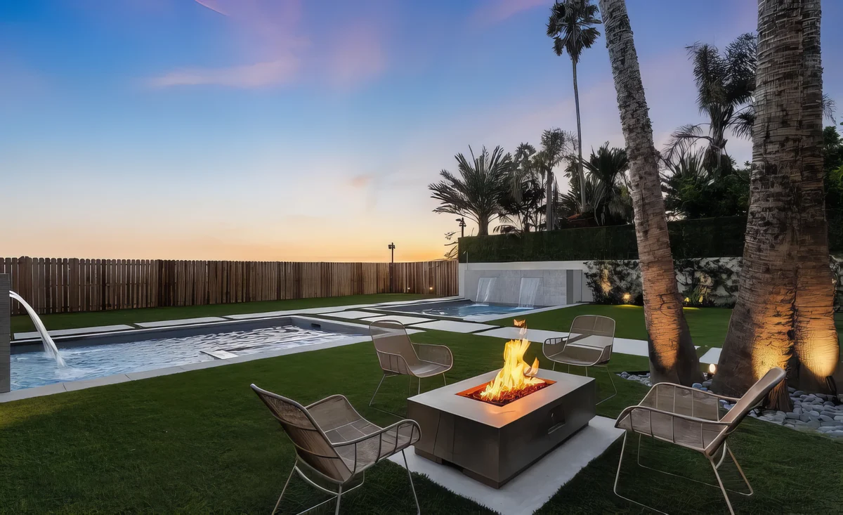 Wander Santa Monica Shores