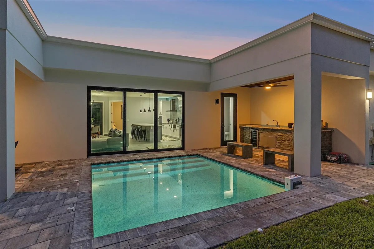 Wander Bradenton Waterfront #3