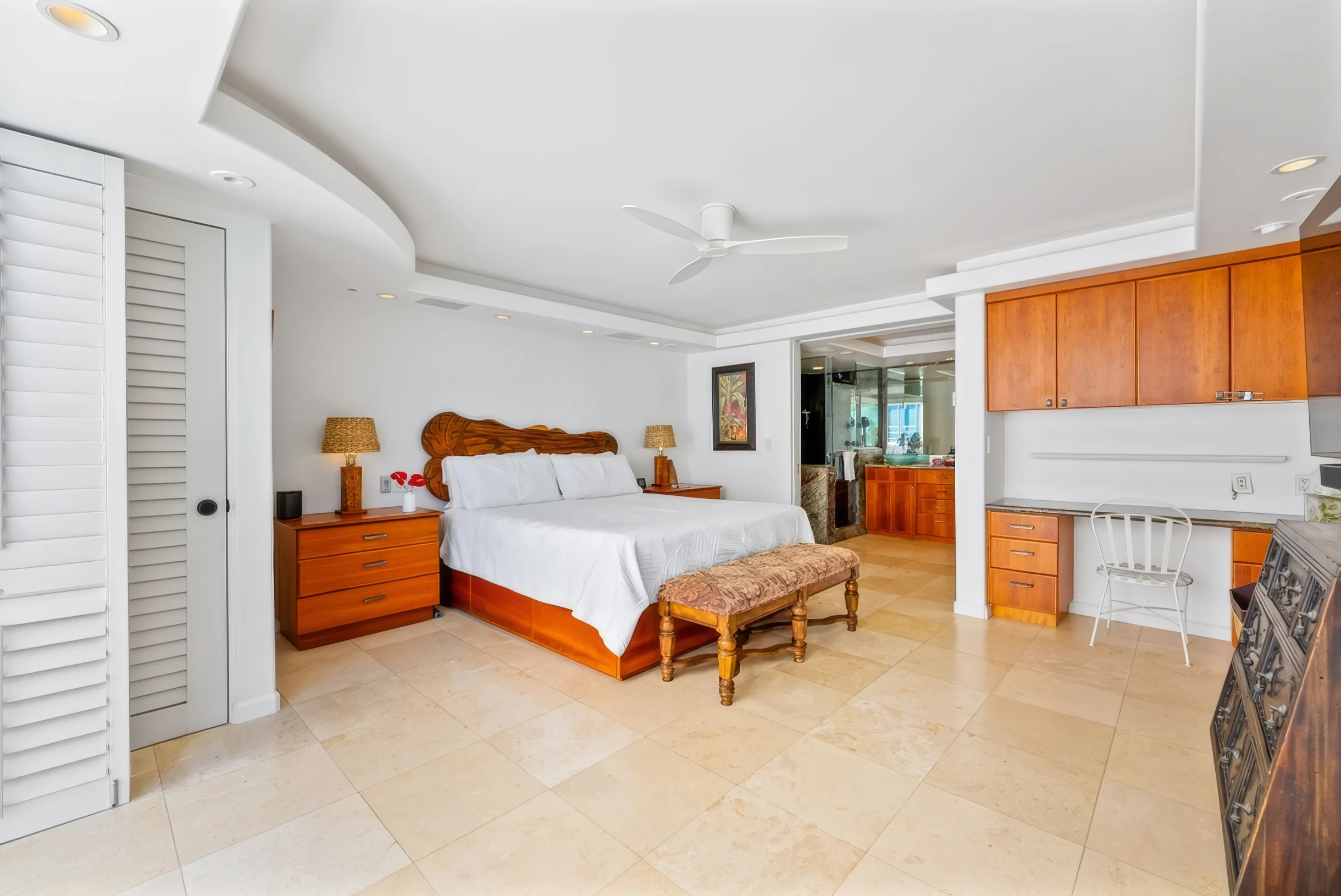 Kaimana Beach Penthouse #21