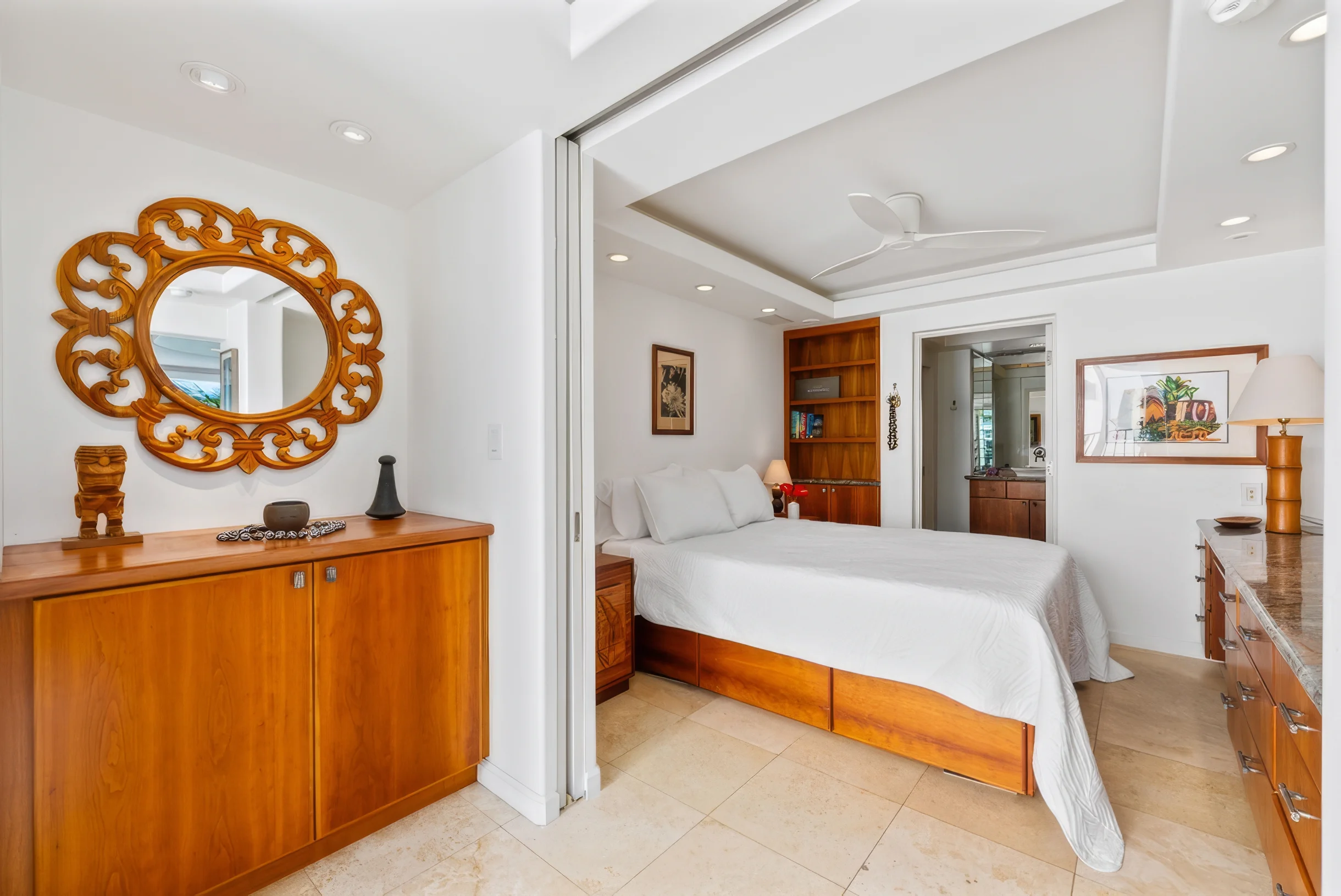 Kaimana Beach Penthouse #22