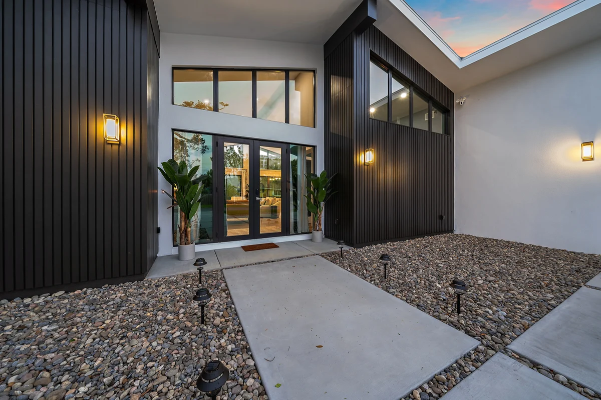 Wander Sarasota Retreat