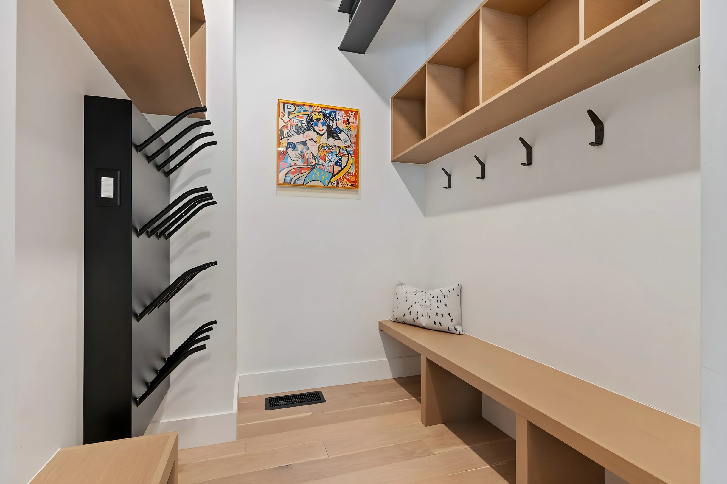 Wander Canyons Modern #17
