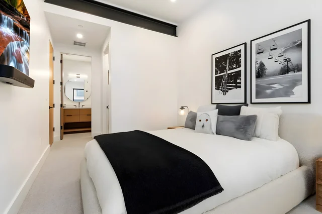 Bedroom 3 image 1