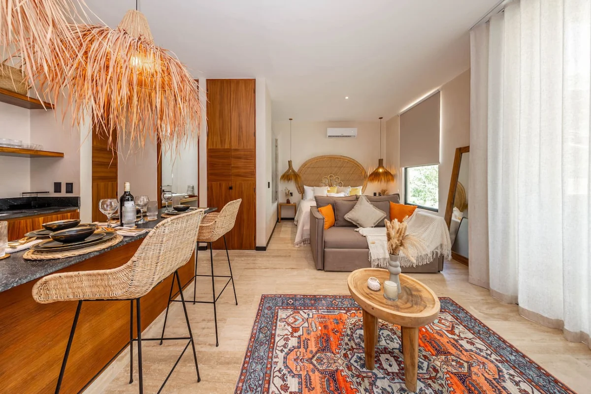 Two‑Level Penthouse w/ Rooftop Pool & Sunset #29