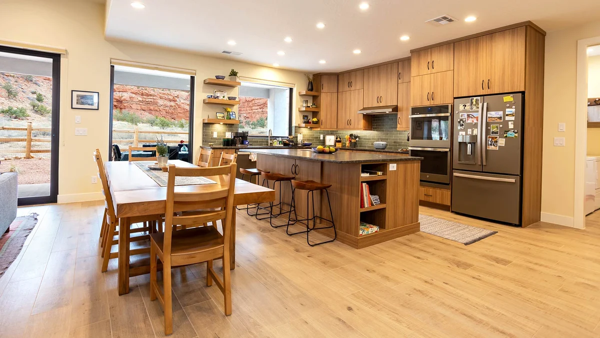 Home in Kanab property photo 5