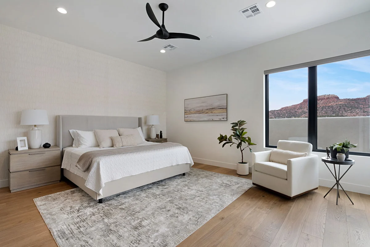 Home in Kanab property photo 5