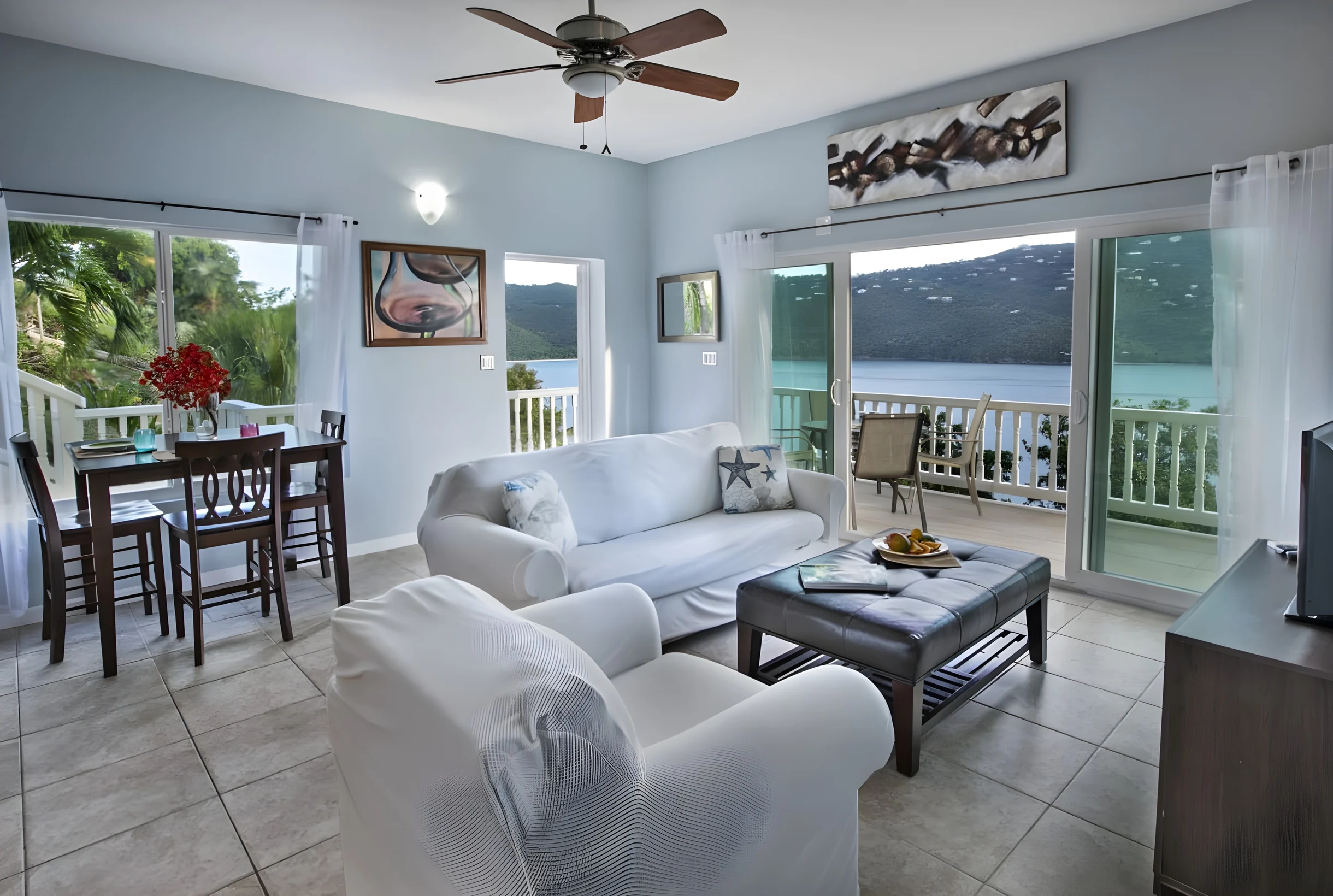 Home in St. Thomas property photo 3
