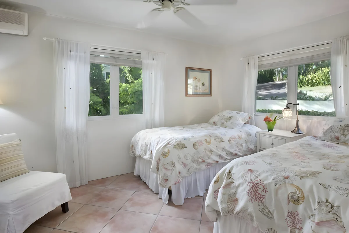 Bedroom 1 image 1