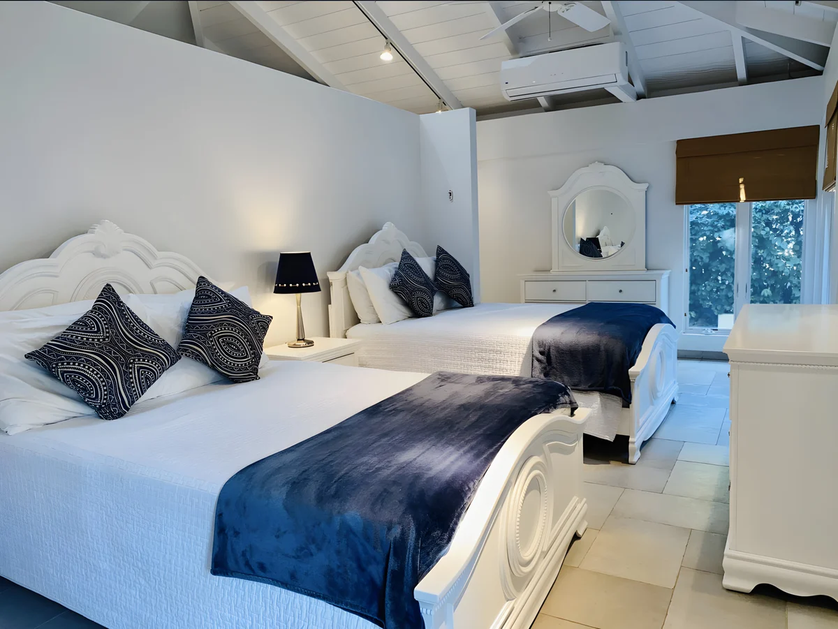 Bedroom 1 image 1