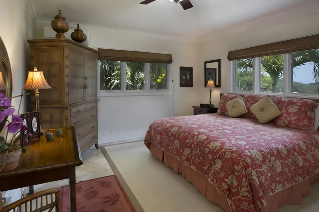 Bedroom 1 image 1