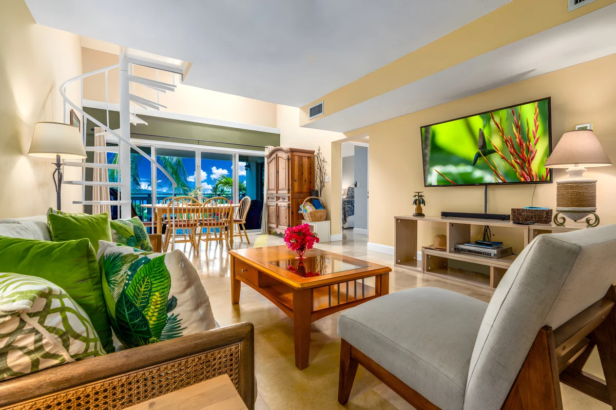 Home in St. Thomas property photo 3
