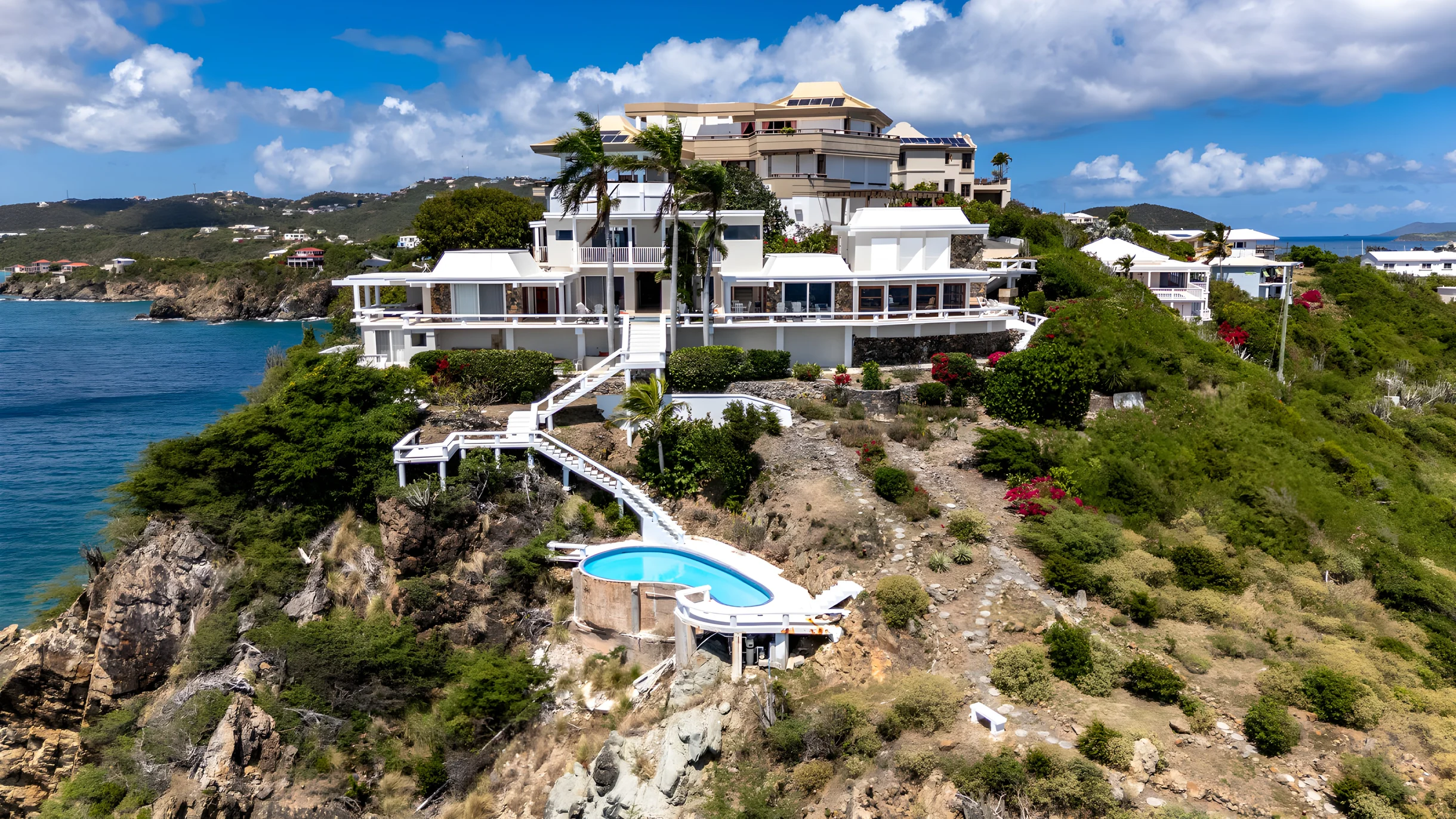 Home in St. Thomas property photo 1