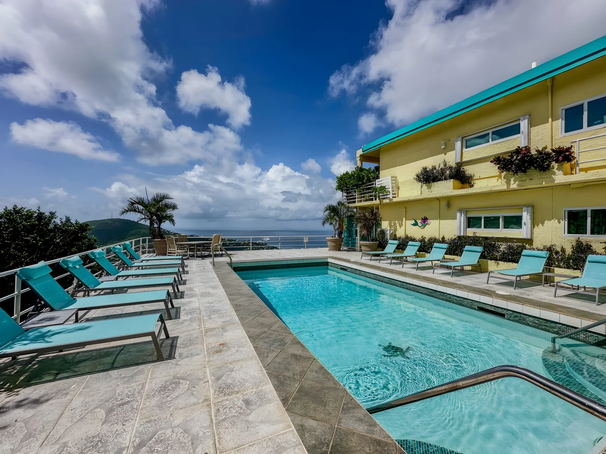 Home in St. Thomas property photo 2
