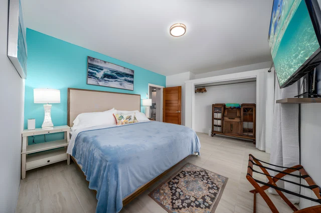 Bedroom 1 image 1