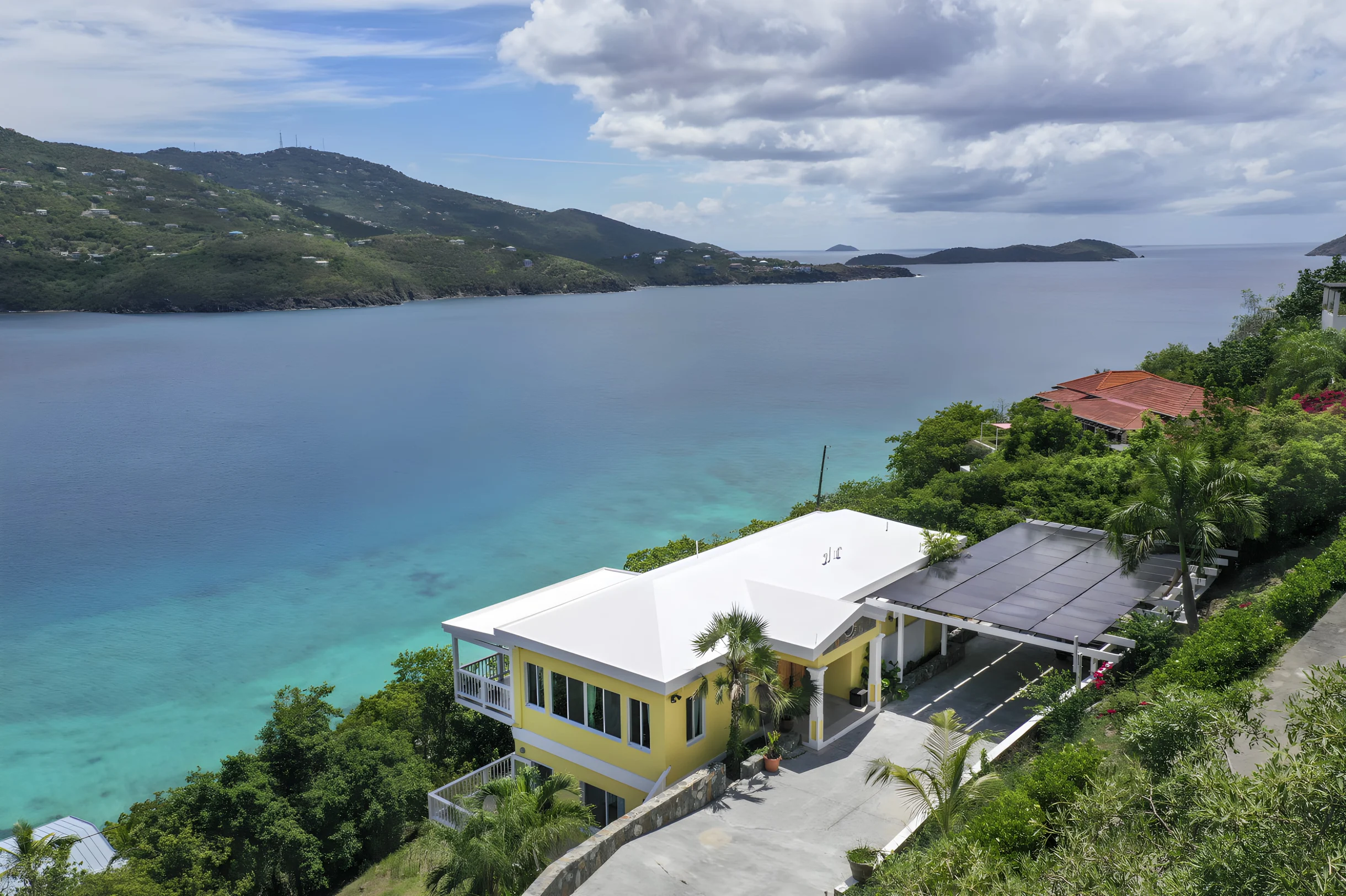 Home in St. Thomas property photo 1