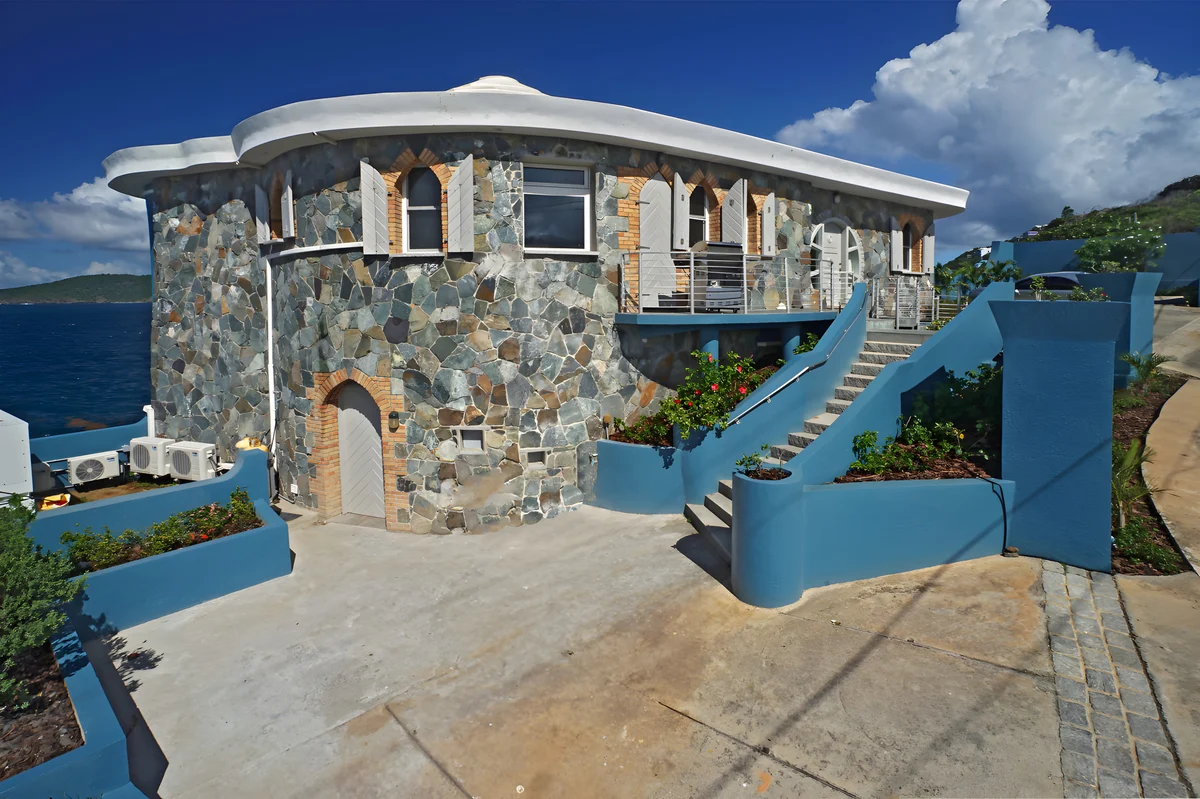 Home in St. Thomas property photo 4