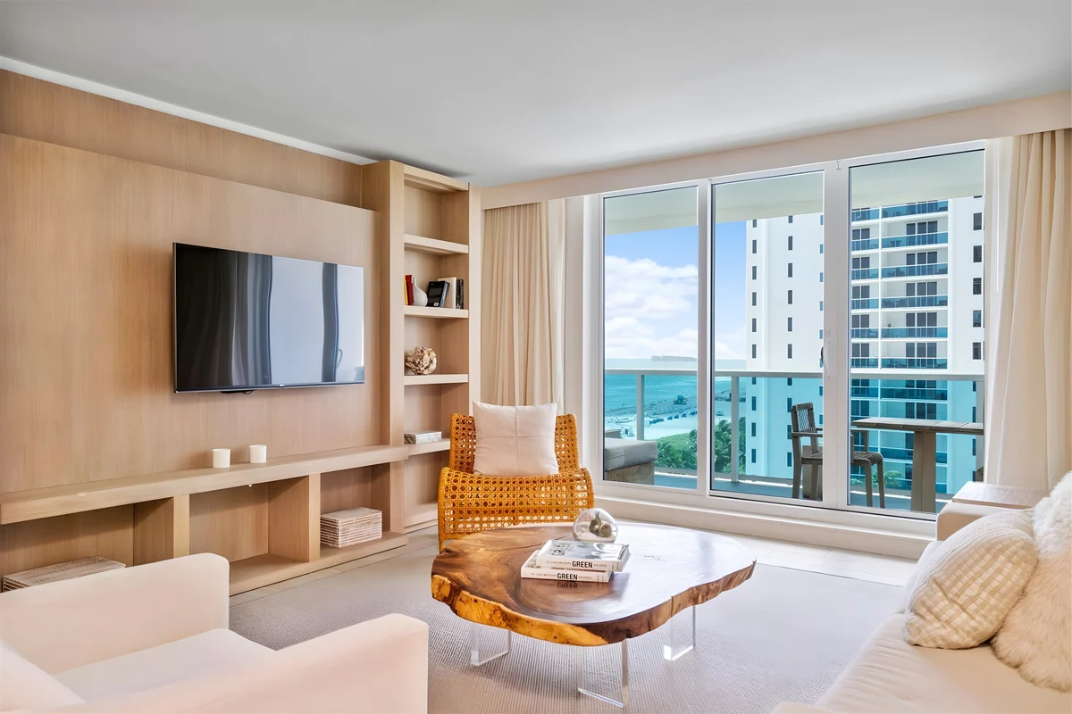 Wander Miami Beach Palms #1