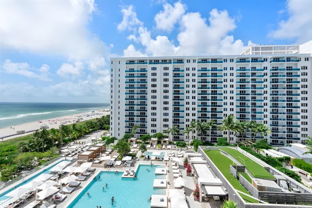 Wander Miami Beach Palms #5