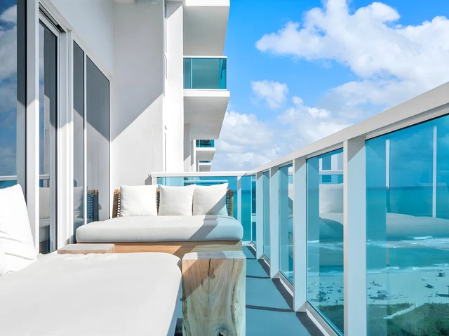 Wander Miami Beach Tide #5