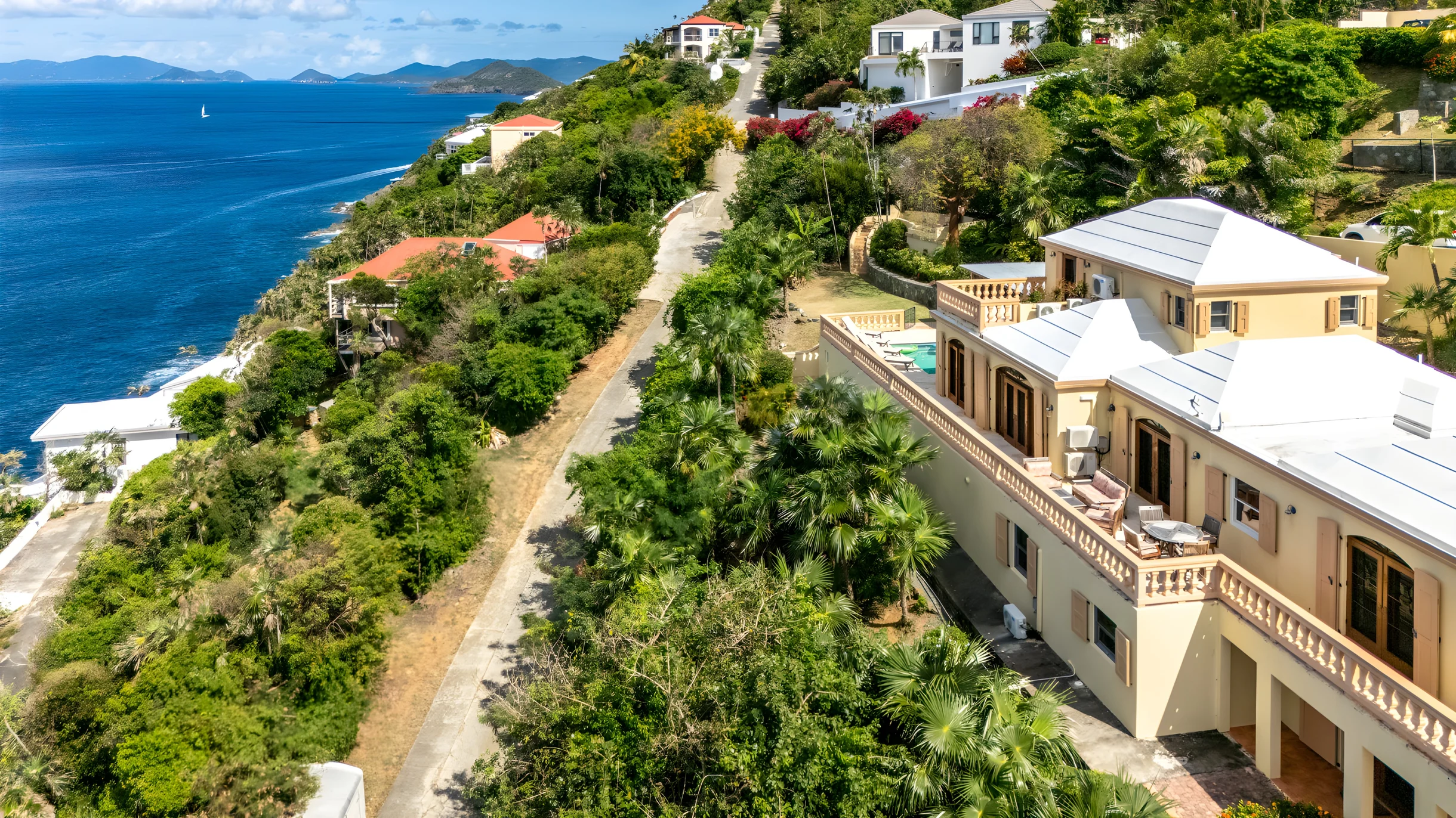 Home in St. Thomas property photo 4